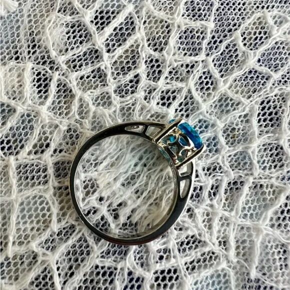 Oval Gem Cut Prong Set Sapphire Blue Crystal Cocktail Ring 6 - Picture 3 of 8